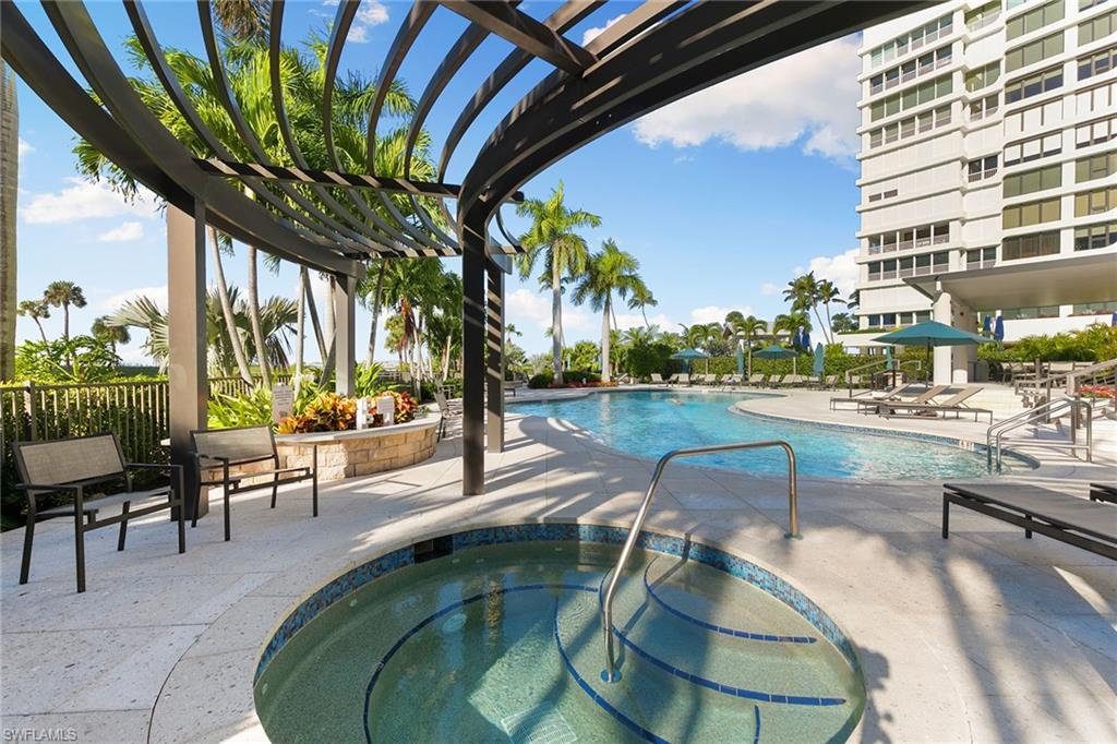 PARK SHORE TOWER - Residential