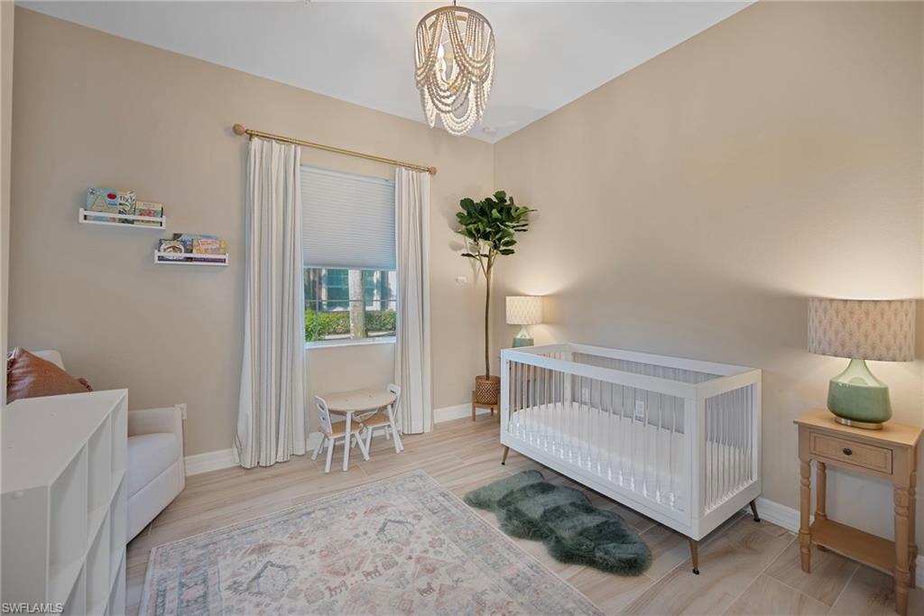 MARBELLA LAKES - Residential