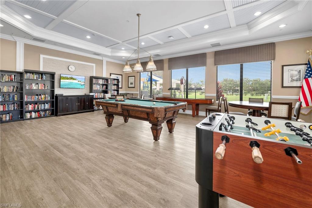 MARBELLA LAKES - Residential