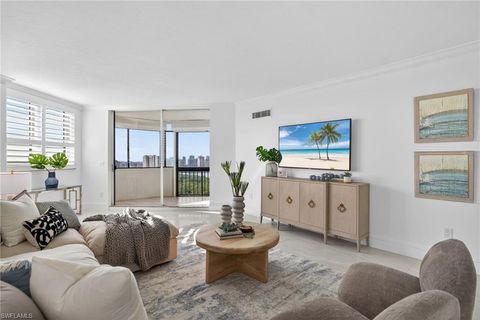 6001 Pelican Bay BLVD Penthouse E NAPLES FL 34108