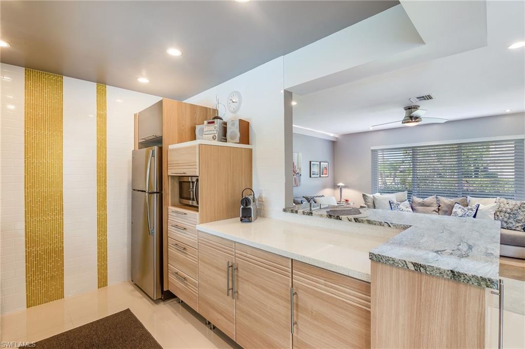 PIRATES COVE - Residential