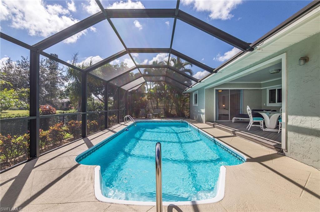 PIRATES COVE - Residential