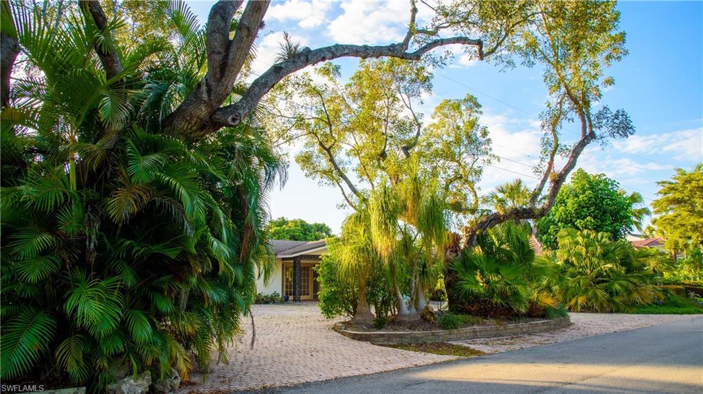 AQUALANE SHORES - Residential