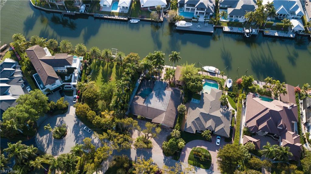 AQUALANE SHORES - Residential