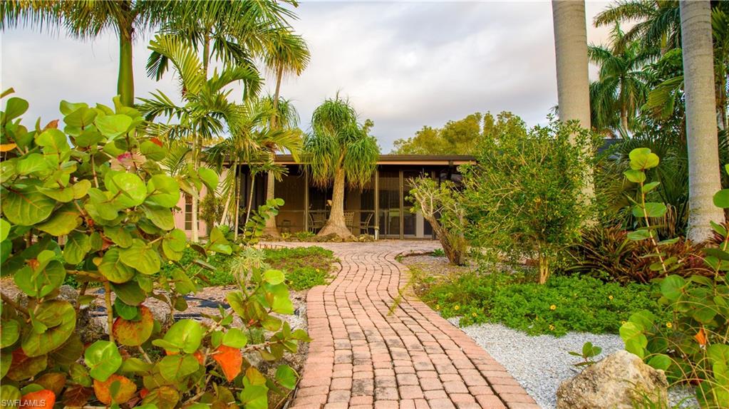 AQUALANE SHORES - Residential