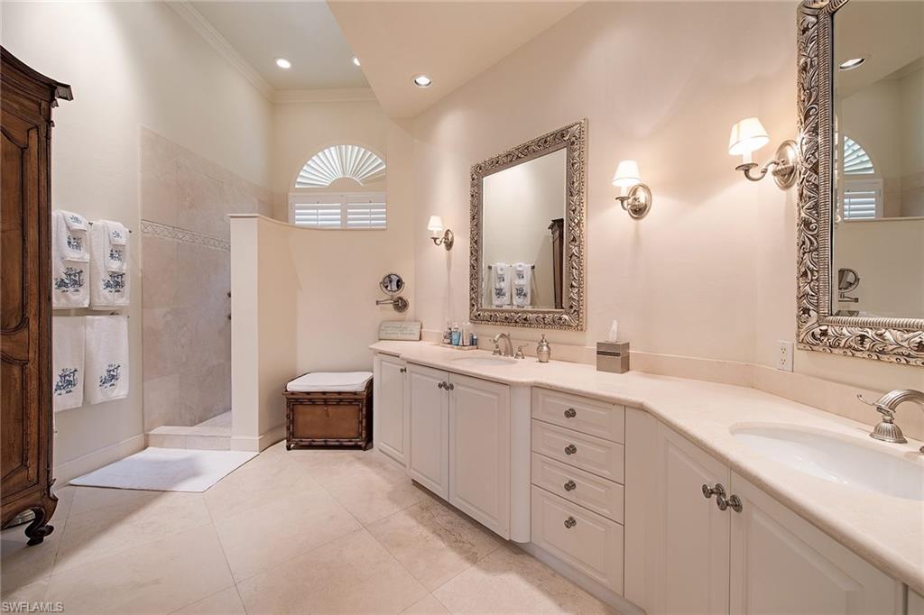 VIZCAYA AT BAY COLONY - Residential