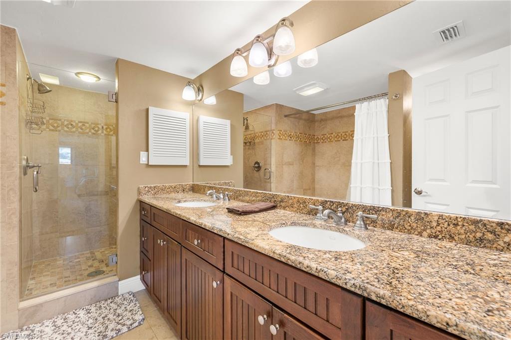 LONGBOAT VILLAGE - Residential