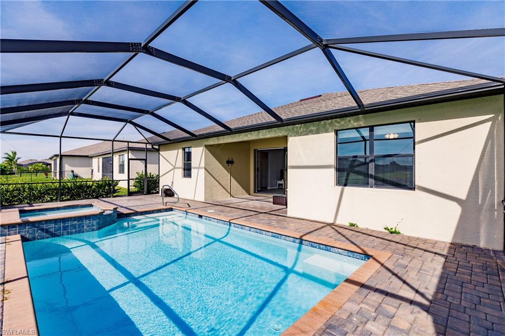 PORTICO - Residential