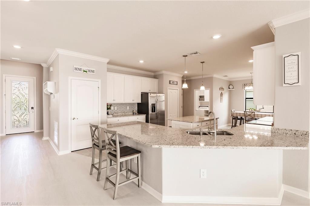 PORTICO - Residential