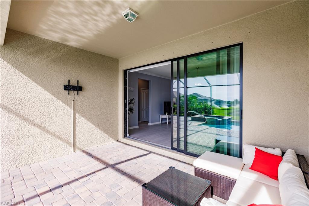 PORTICO - Residential