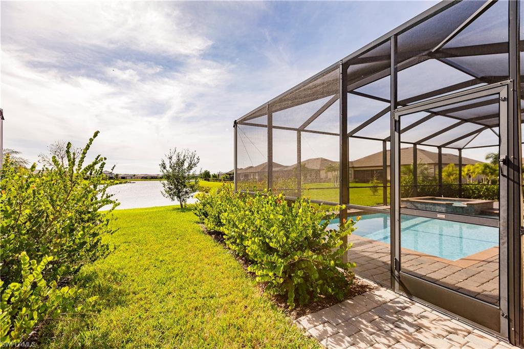 PORTICO - Residential