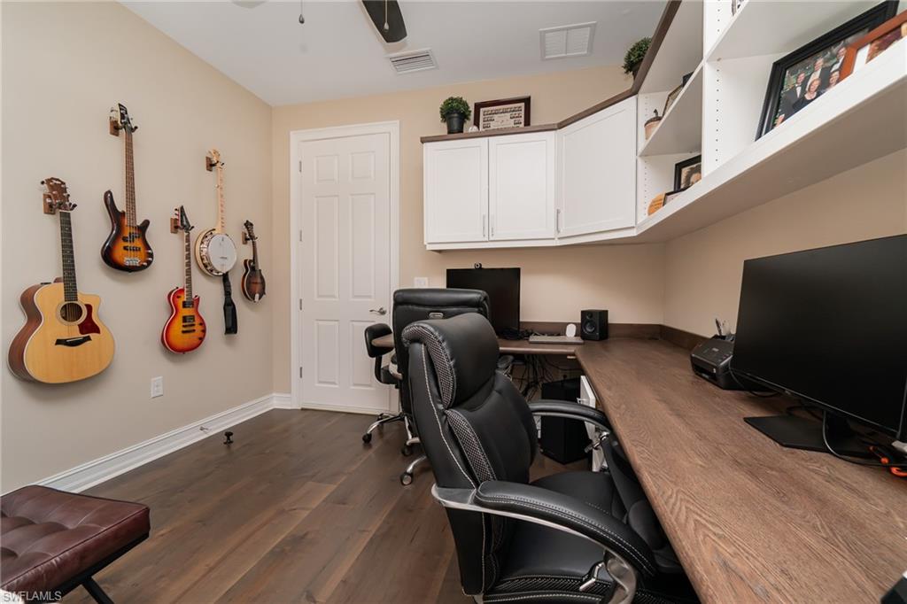 BARRINGTON COVE - Residential