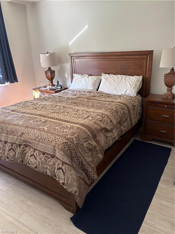 8076 Queen Palm LN 424