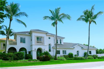 11002 Vanderbilt DR NAPLES FL 34108