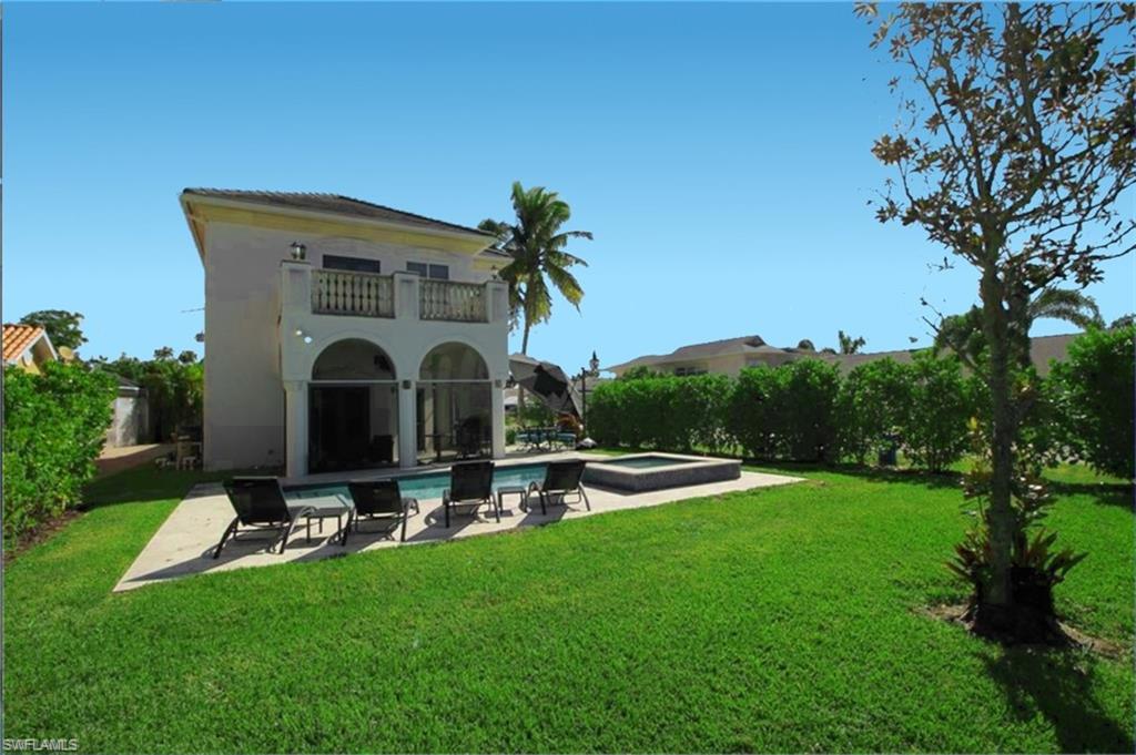 11002 Vanderbilt DR