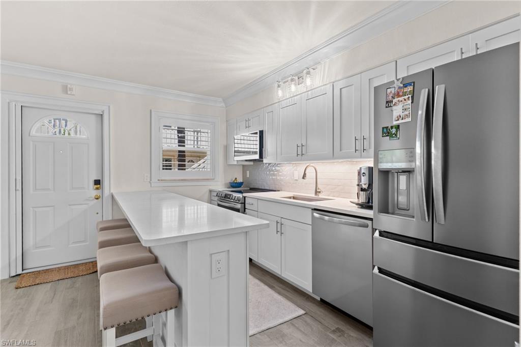 CASTLETON GARDENS - Residential