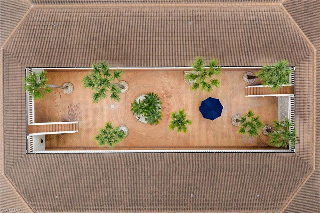 CASTLETON GARDENS - Residential