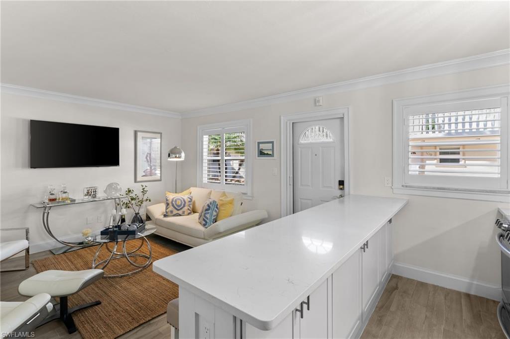 CASTLETON GARDENS - Residential