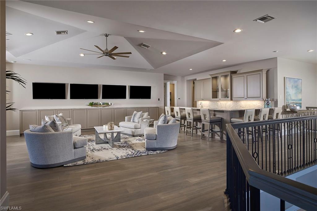 HIDEAWAY BEACH - Residential