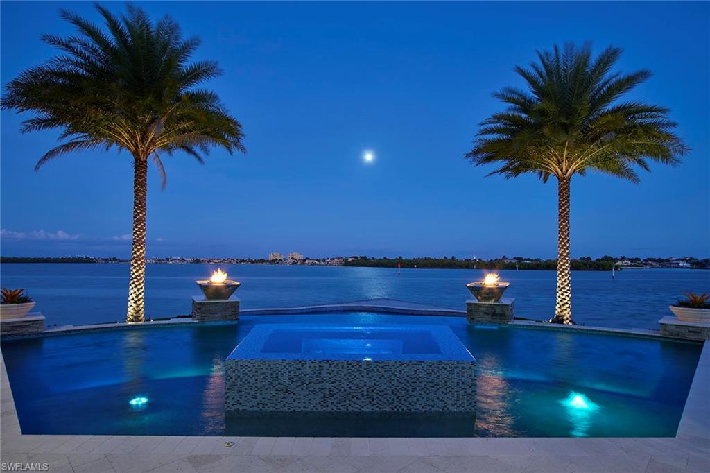 HIDEAWAY BEACH - Residential