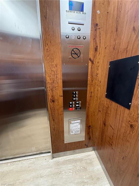 LAKEWOOD - Residential