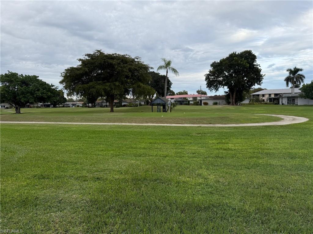 LAKEWOOD - Residential