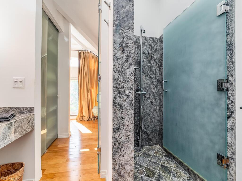 PORT ROYAL - Residential Lease