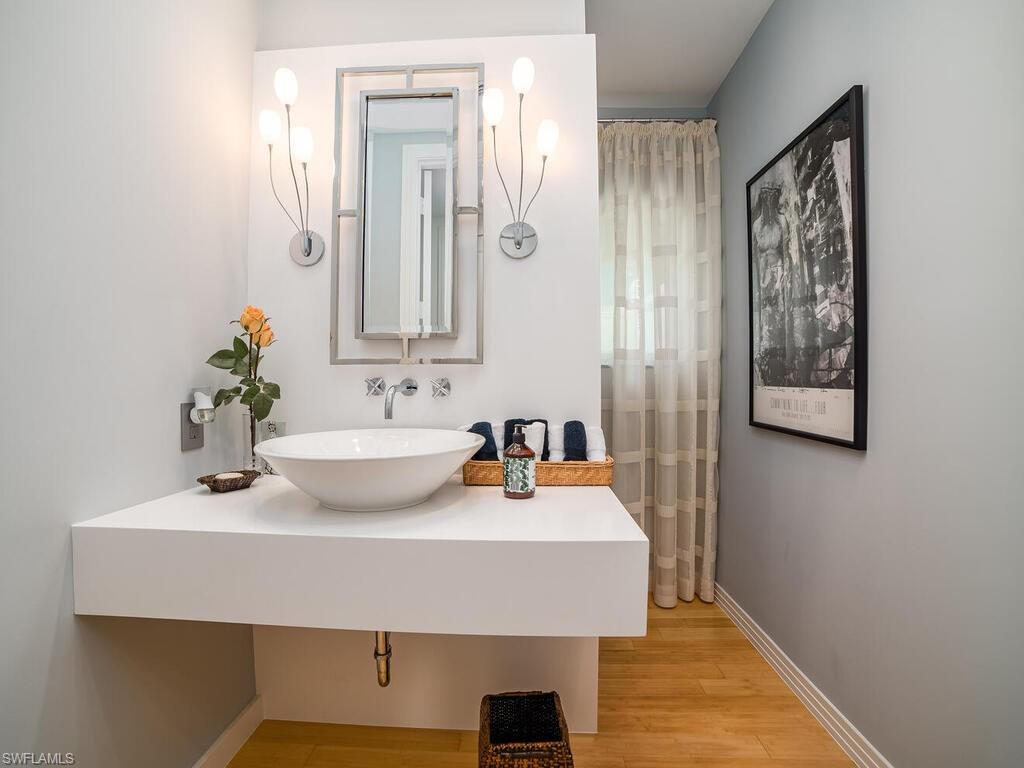 PORT ROYAL - Residential Lease