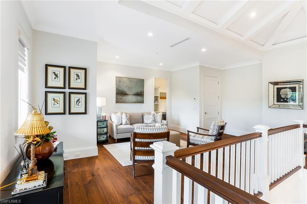 PARK SHORE - Residential