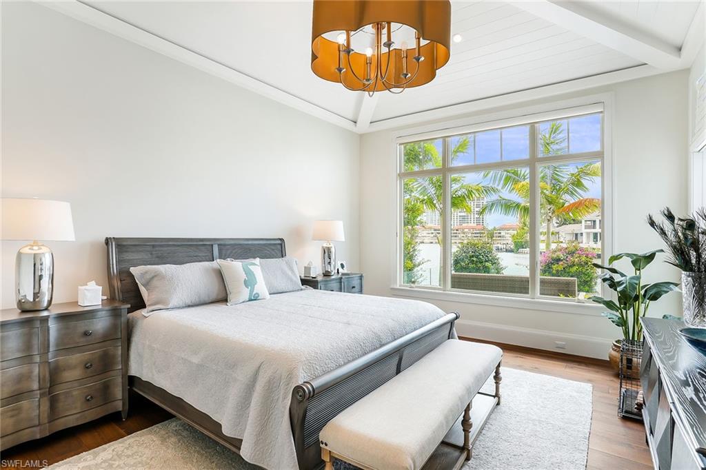 PARK SHORE - Residential