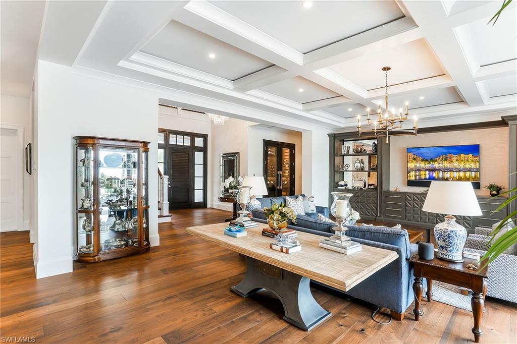 PARK SHORE - Residential