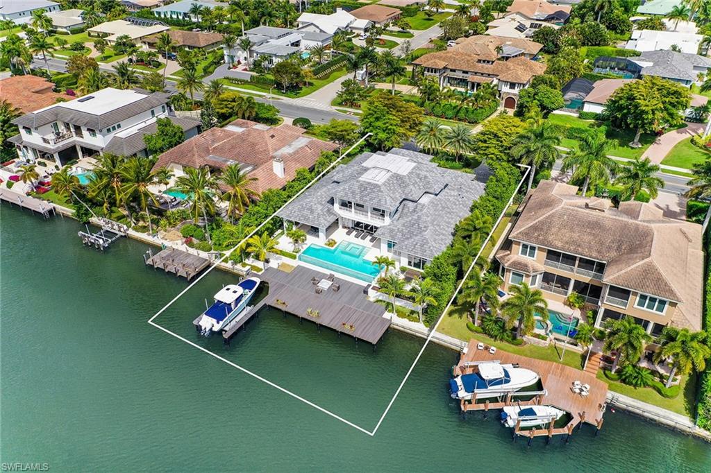 PARK SHORE - Residential