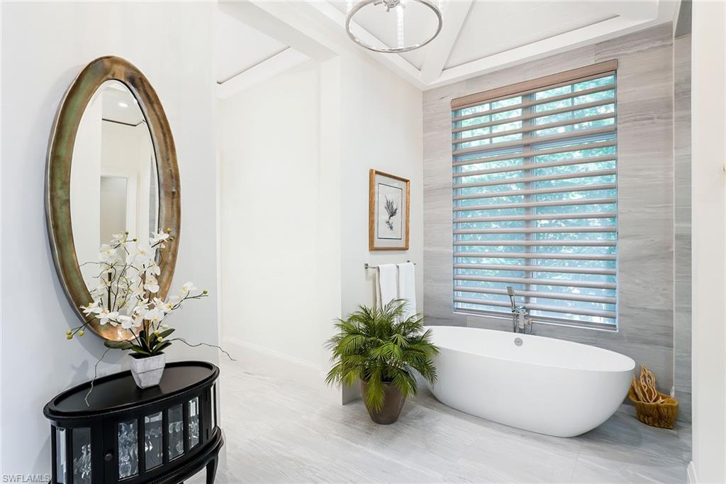 PARK SHORE - Residential