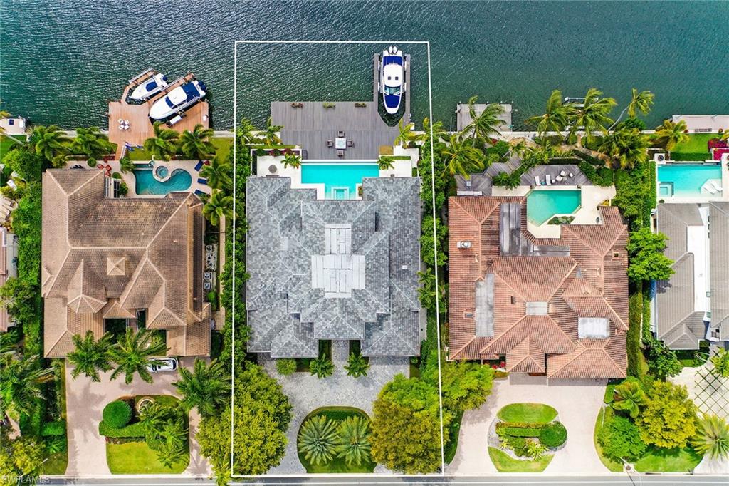 PARK SHORE - Residential