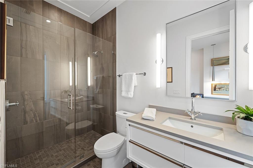 MOORINGS - Residential