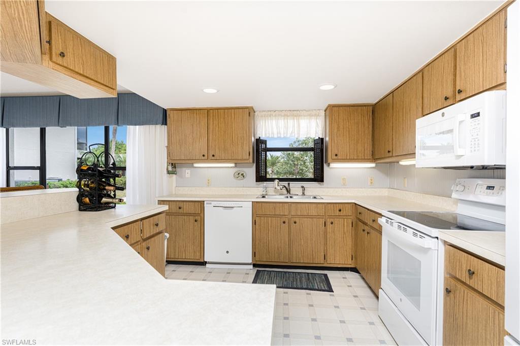 MARINA NORTH SHORE CONDO - Residential