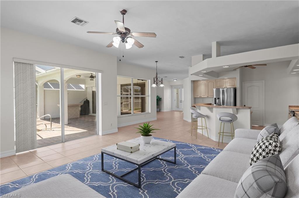 CAPE CORAL - Residential