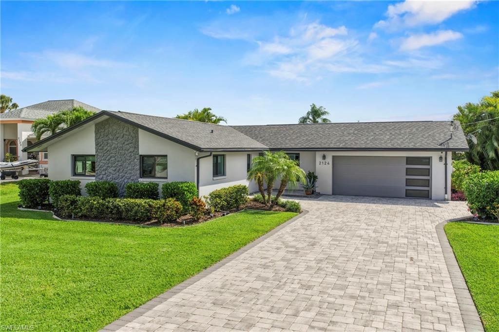 FORT MYERS SHORES - Residential