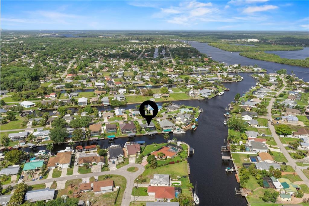 FORT MYERS SHORES - Residential