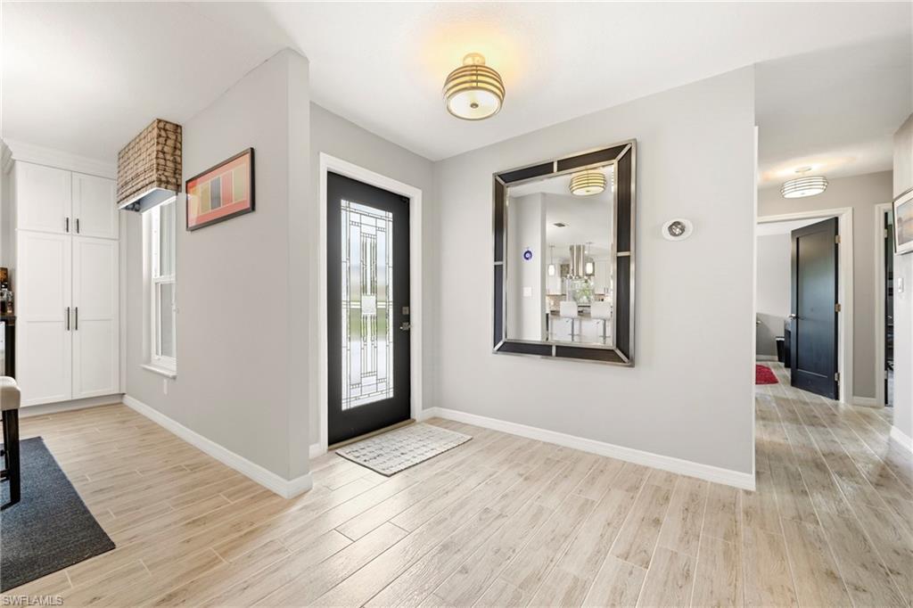 FORT MYERS SHORES - Residential