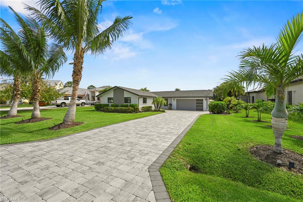 FORT MYERS SHORES - Residential