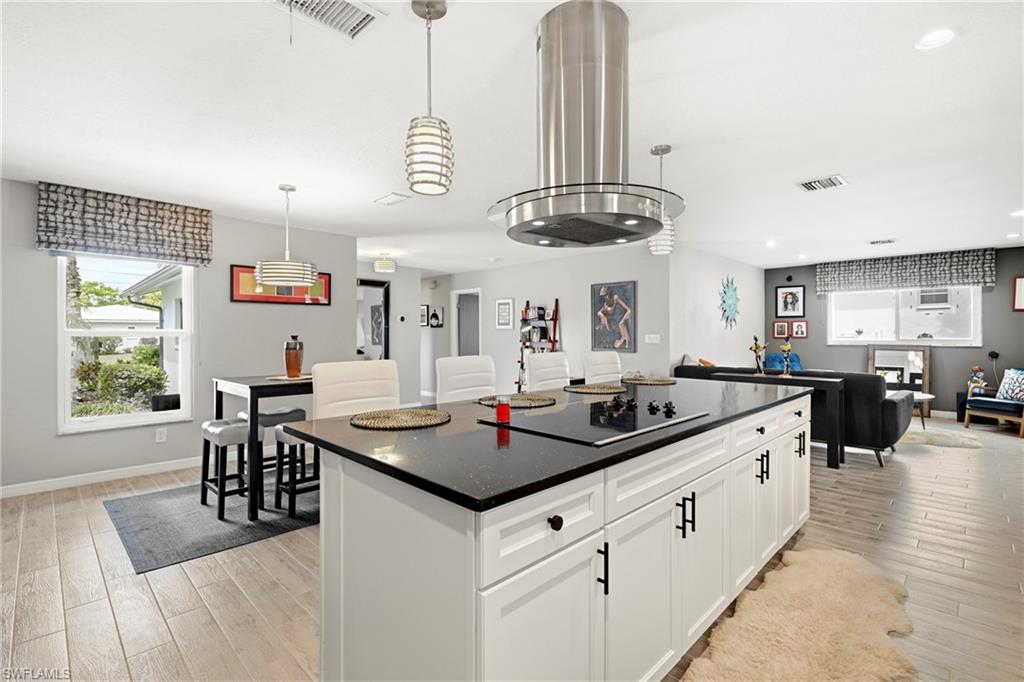 FORT MYERS SHORES - Residential