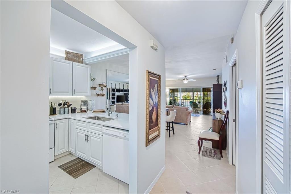 GOLFVIEW GOLF & RACQUET CLUB - Residential