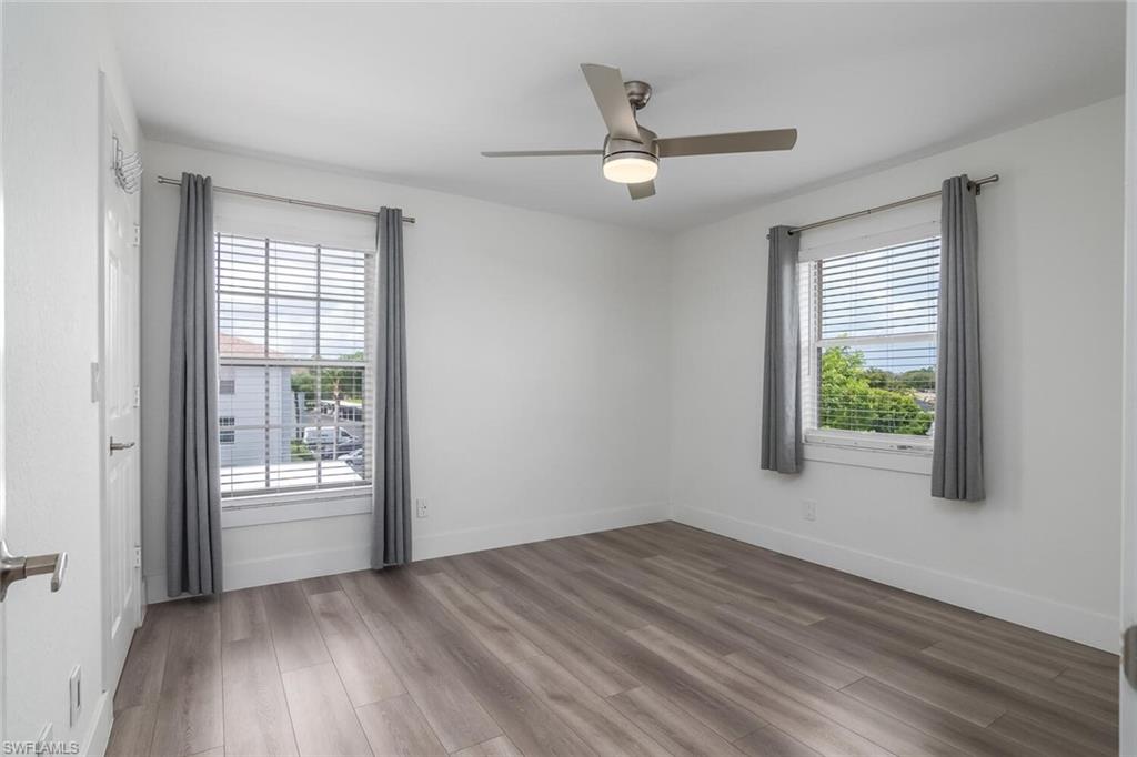 VICTORIA SHORES - Residential