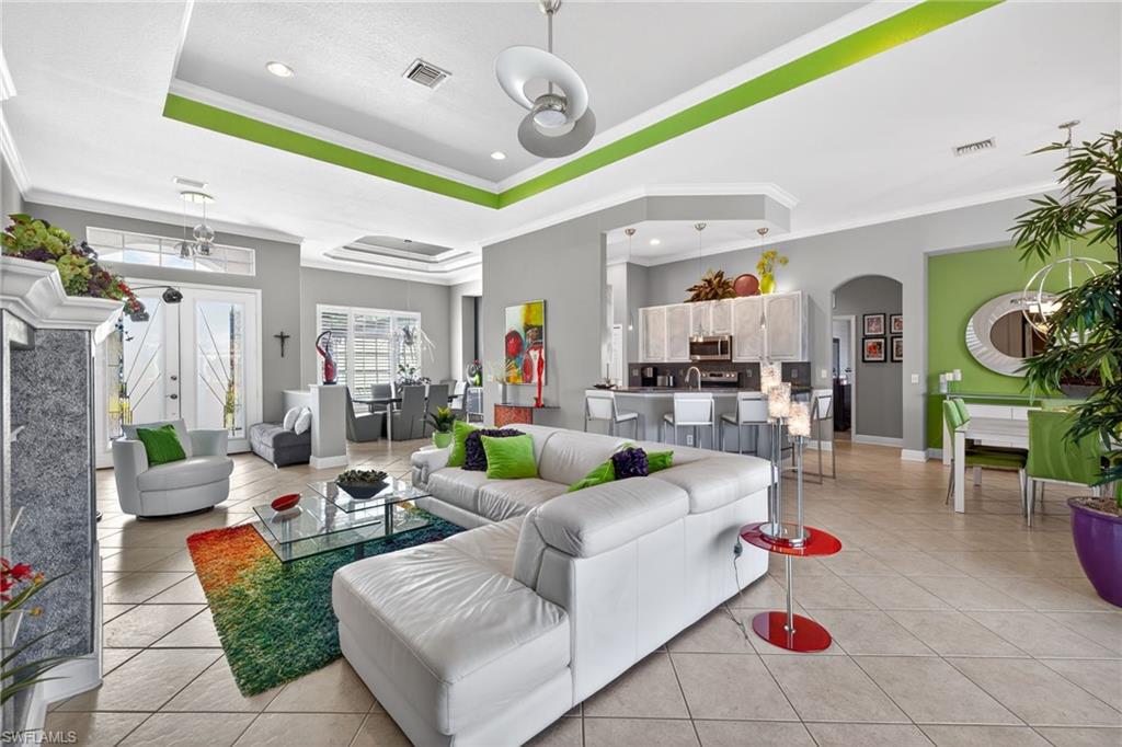 SIR MICHAELS PLACE - Residential