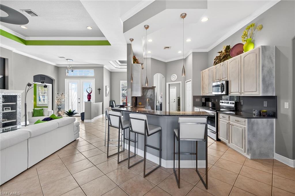 SIR MICHAELS PLACE - Residential