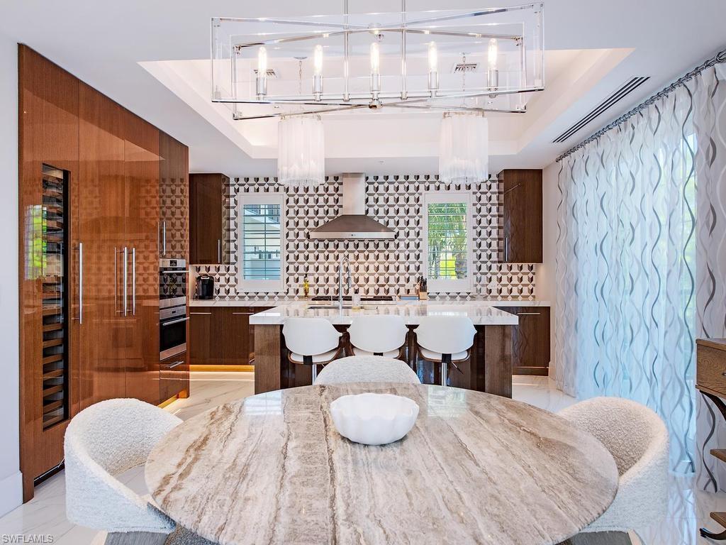 RESIDENCES AT 5TH & 5TH - Residential
