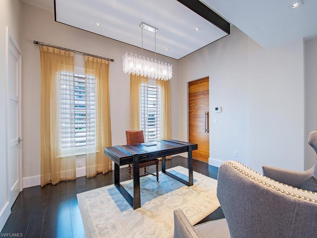 RESIDENCES AT 5TH & 5TH - Residential