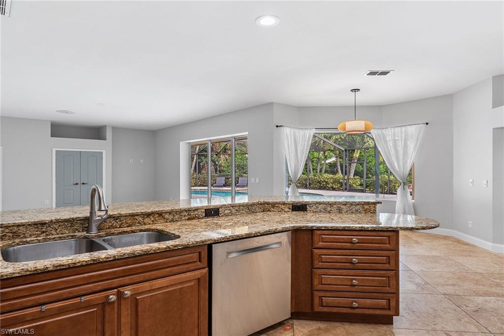 QUAIL CROSSING - Residential