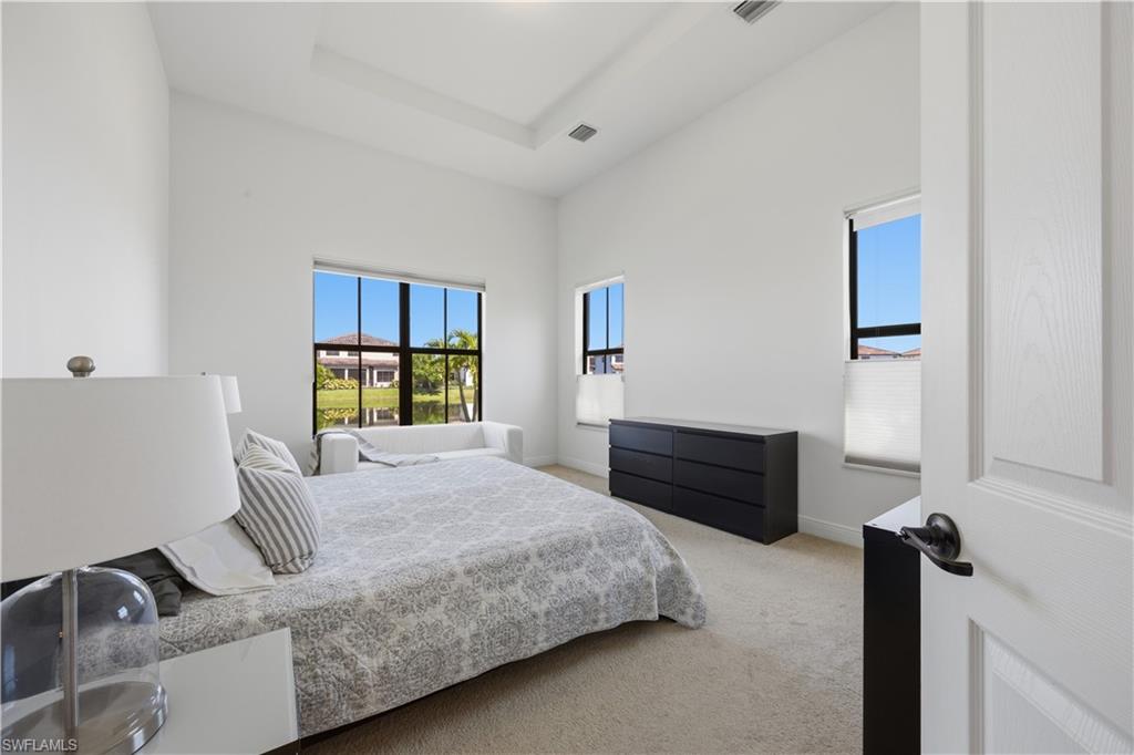 MAPLE RIDGE - Residential